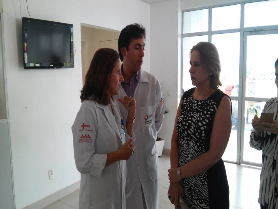 secretaria_visita_hospital_regional_01